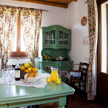 Agriturismo Le Case Di Civi Маскалі Номер фото
